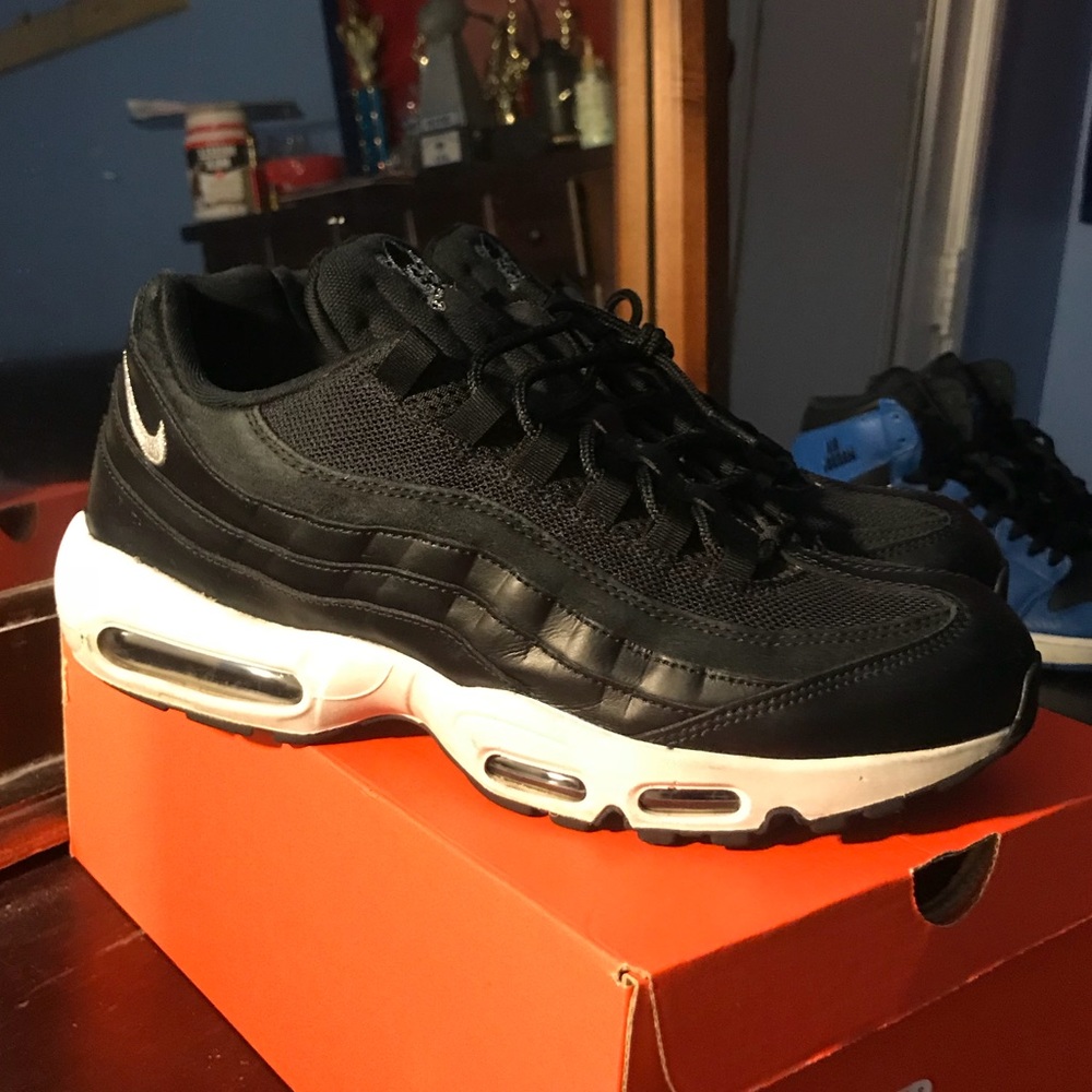 Air Max 95 “Rebel Skulls”